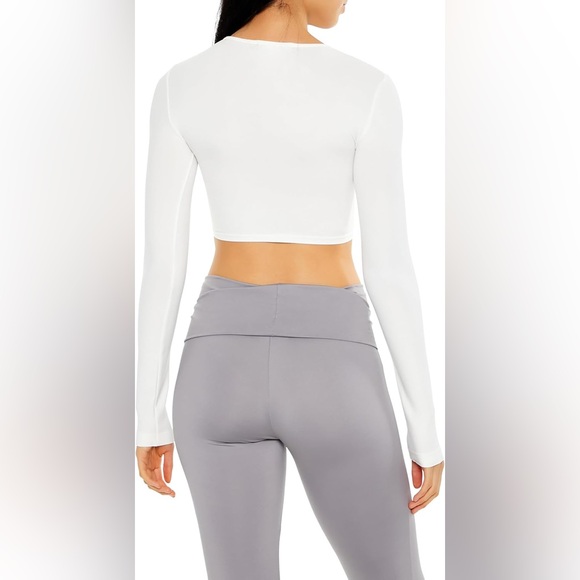 Forever 21 Women's Seamless Long-Sleeve Crop Top Size Large Color White New - Picture 4 of 5